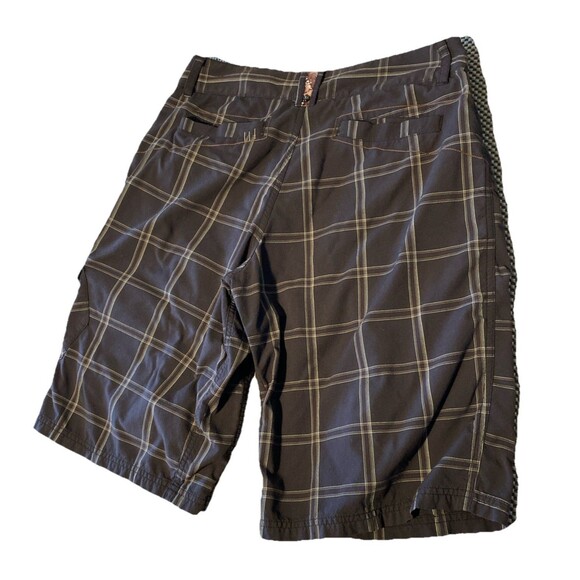 Lululemon Mens Shorts Size 32 Multi Color - Picture 1 of 8